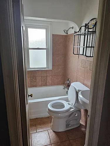 1179 Oxford Rd Photo 1