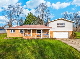 3215 Hann Hill Rd, Hermitage, PA 16148