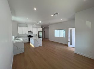 15932 W Mayall St, North Hills, CA 91343