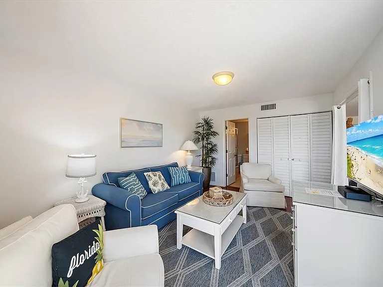 425 Cerromar Ter #359 — Photo 12