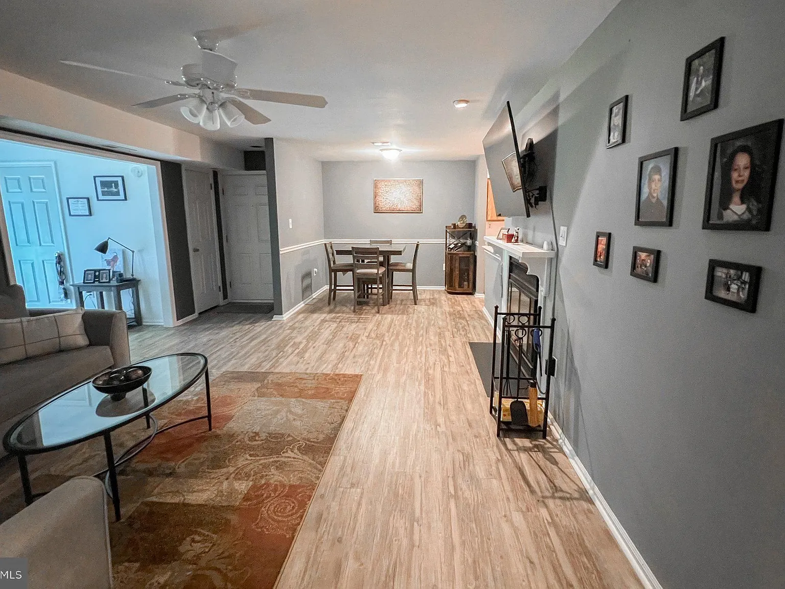 2 bed, 1.5 bath, 1171 sqft, $2,500 — Photo 4