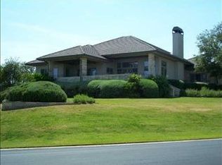 100 Crescent Ct, Spicewood, TX 78669
