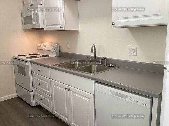 5th image of 445 S E St #20