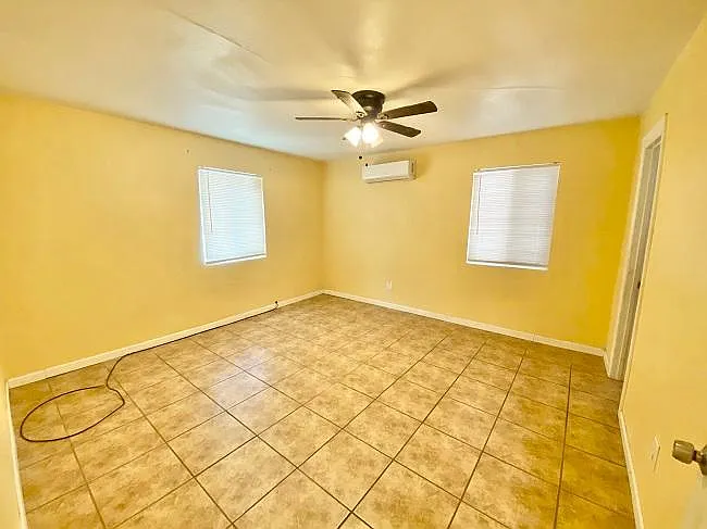 671 S 1st Ave #671 — Photo 5