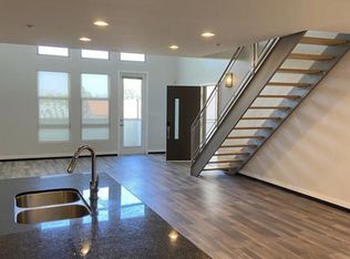 574 S Brea Blvd, Brea, CA 92821
