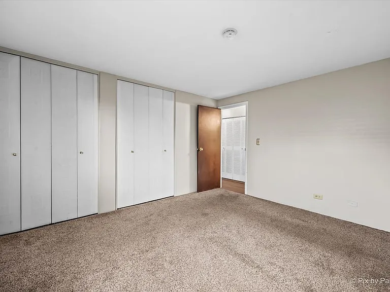 1435 Millbrook Ct — Photo 12