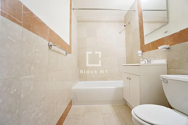 Rented by Block Holdings LLC | media 22