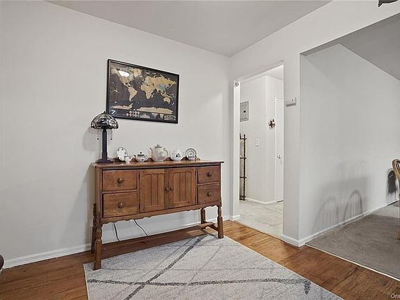 5th image of 127-1 S Highland Ave #B6