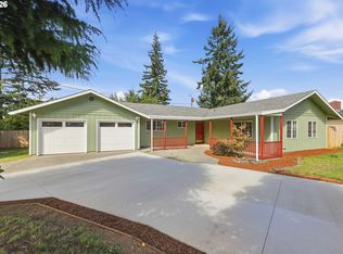 3650 Edgewood Dr, North Bend, OR 97459
