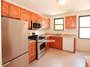508 Heath St #1A, Brookline, MA 02445
