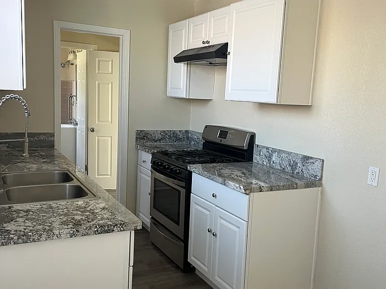 1840 Colonia Pl #1 — Photo 11