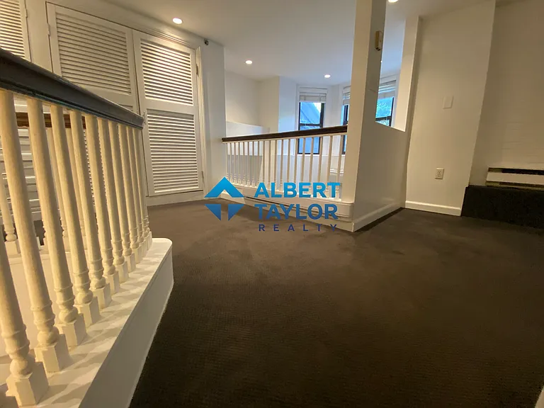 Upstairs (Vacant)