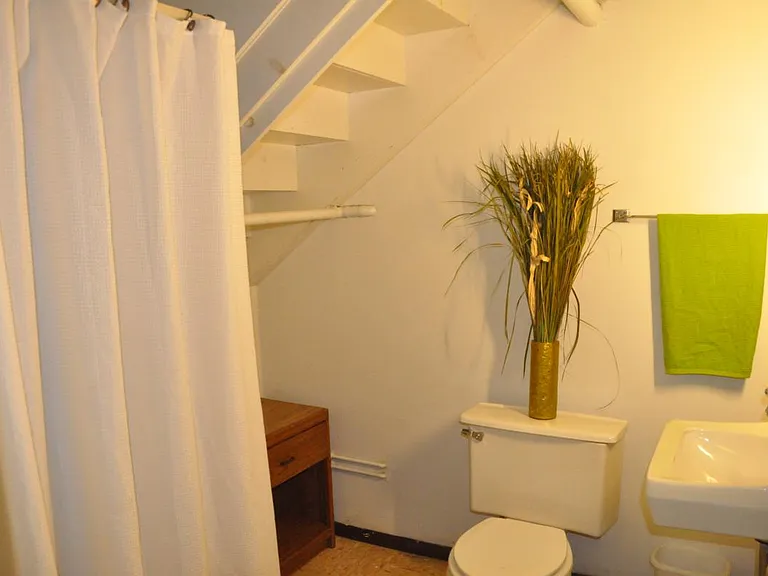 116 Ferris Pl #1 — Photo 3