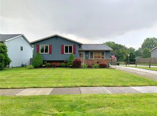 13512 Zaremba Dr, Brookpark, OH 44142