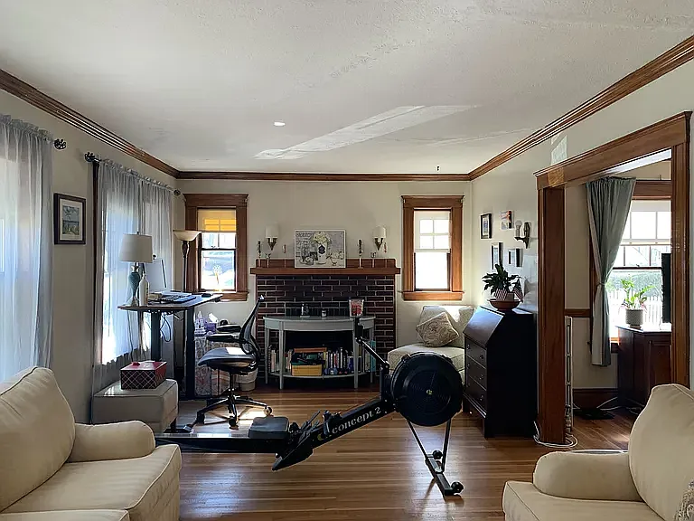 27 Bright Rd