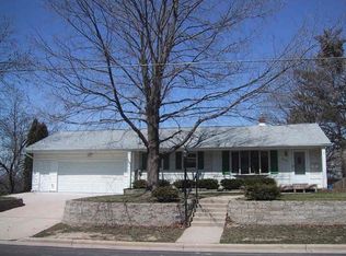 7450 South Ave, Middleton, WI 53562