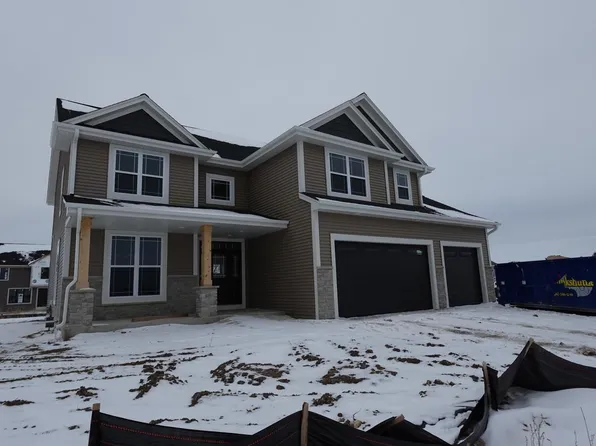 1730 Whalen DRIVE, Oconomowoc, WI 53066