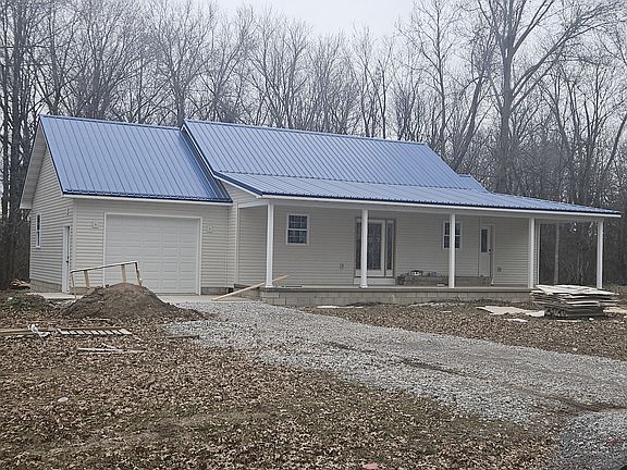 2nd image of 114 Evergreen Dr