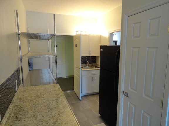 5th image of 2180 Country Club Dr APT 205