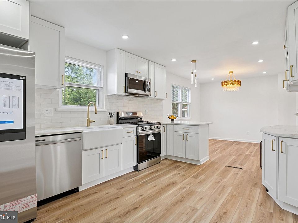 1st image of 2319 Smiths Ln