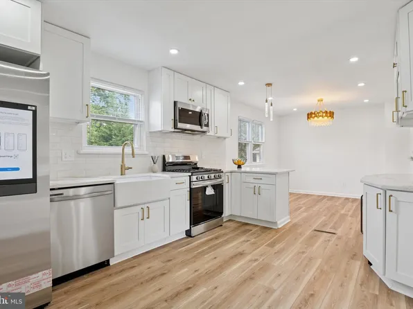 2319 Smiths Ln, Wilmington, DE 19810