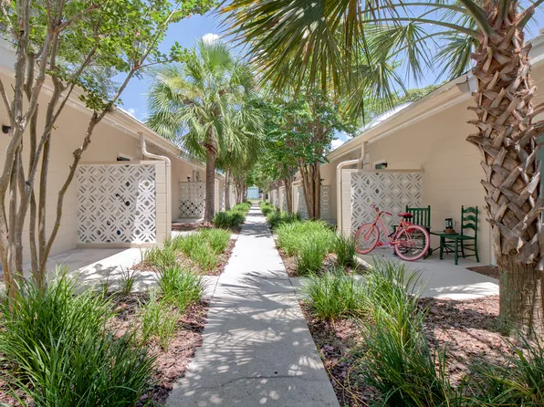 321 SW 13th St, Gainesville, FL 32601