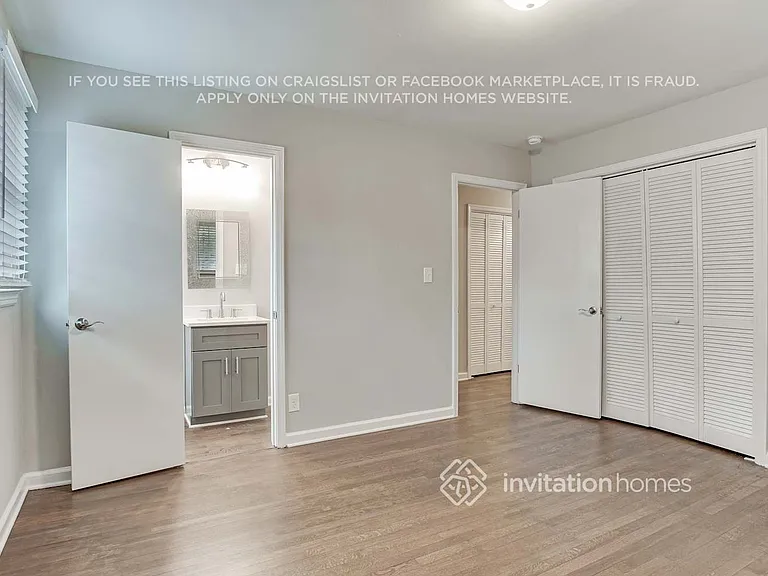 391 Derbyshire Dr — Photo 19