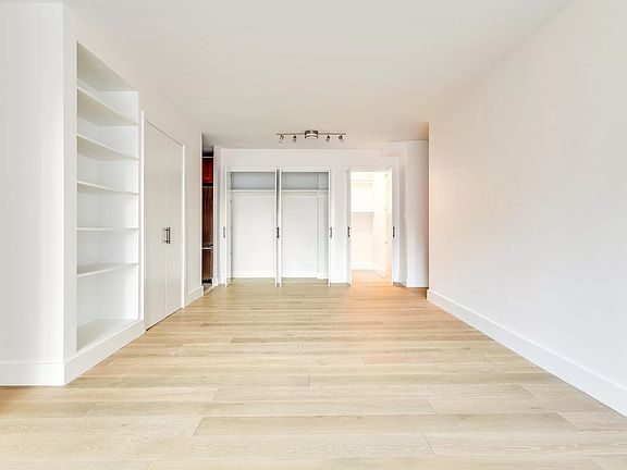 3rd image of 145 E 15th St APT 15C