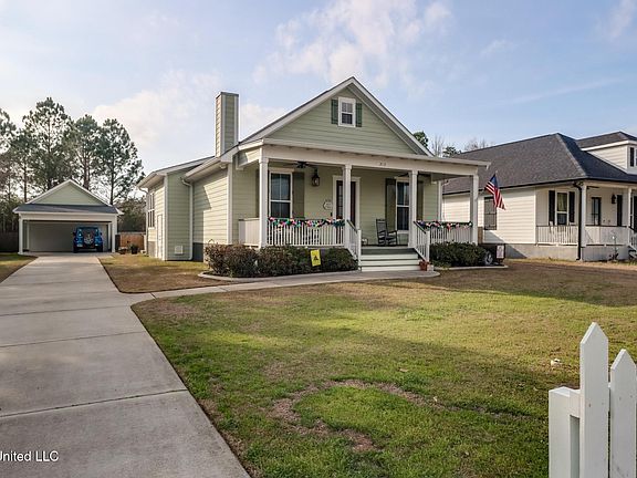 2nd image of 213 White Harbor Rd