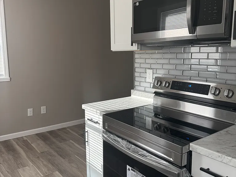 1279 Elmwood Rd #2 — Photo 5