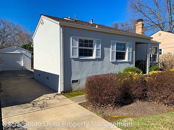 2nd image of 164 41st St