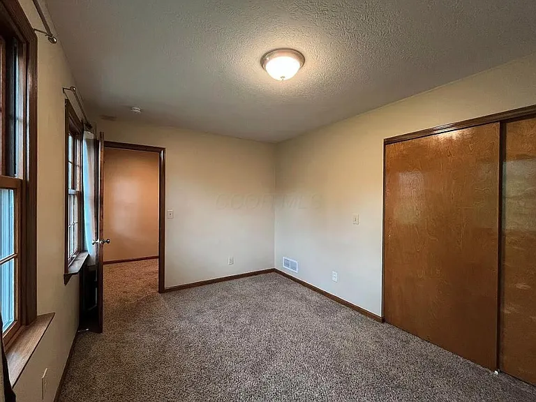 440 Taylor Ave — Photo 12