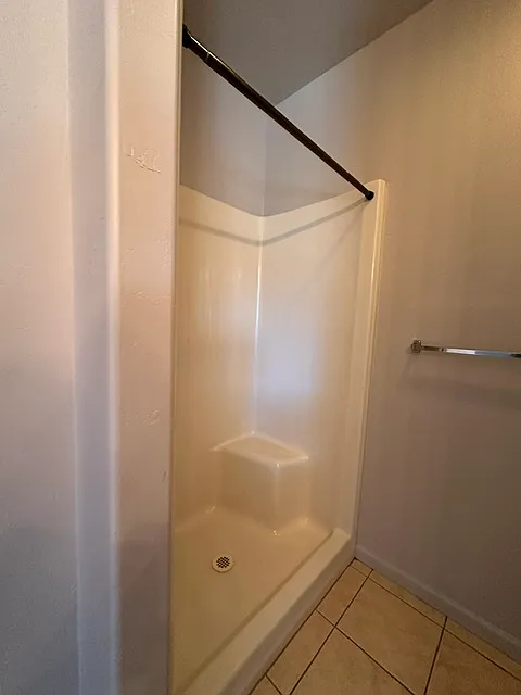 2 bed, 1272 sqft, $1,400 — Photo 4