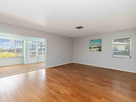 3rd image of 7011 9th Ave W