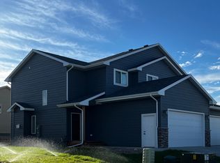 509 Copperfield Dr, Rapid City, SD 57703