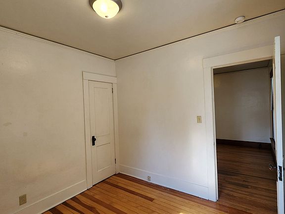 5th image of 615 Ford St