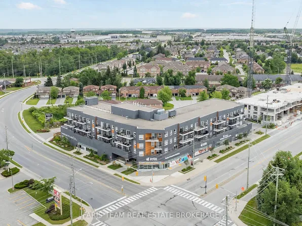 430 Essa Rd #401, Barrie, ON L9J 0M1