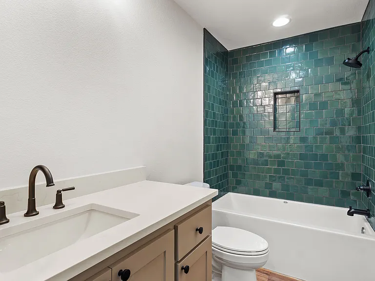 3104 Bethany Ln — Photo 9
