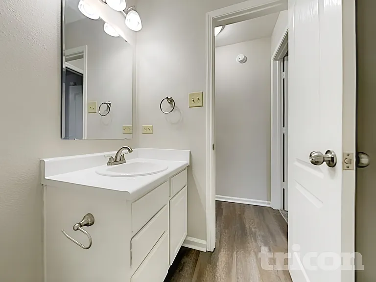 2336 Blackthorn Dr — Photo 13