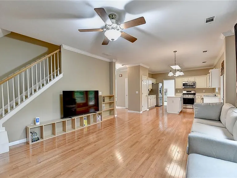 2172 Woodbriar Dr — Photo 27