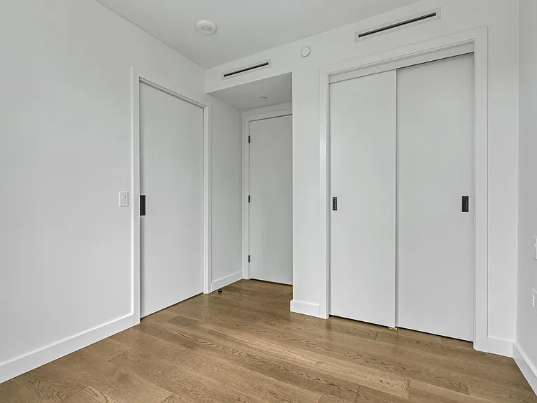 1365 Davie St #805 — Photo 14