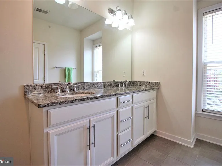 3974 Norton Pl #50 — Photo 19