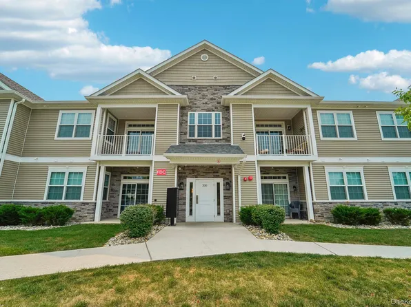 414 Tower Ridge Cir, Middletown, NY 10941