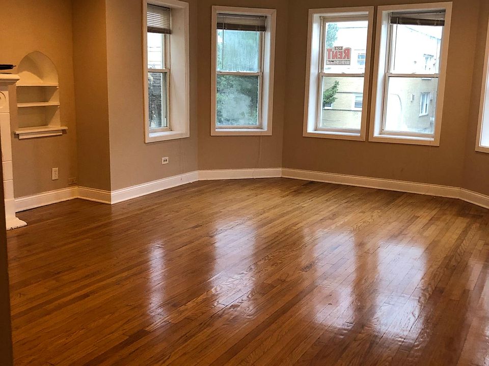 1st image of 6039 N Mozart St