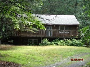 95 Boehmler Rd, Sparrow Bush, NY 12780