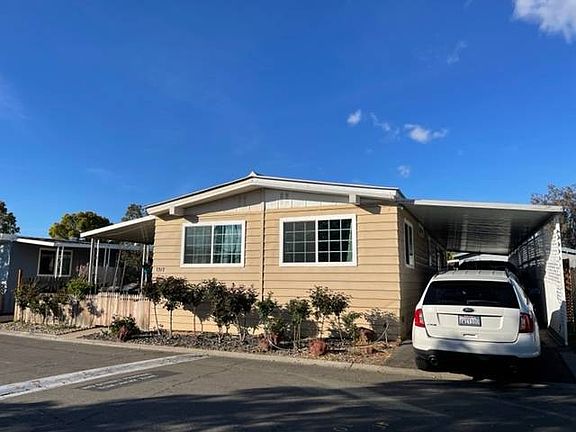 4th image of 7517 Debutante Ln