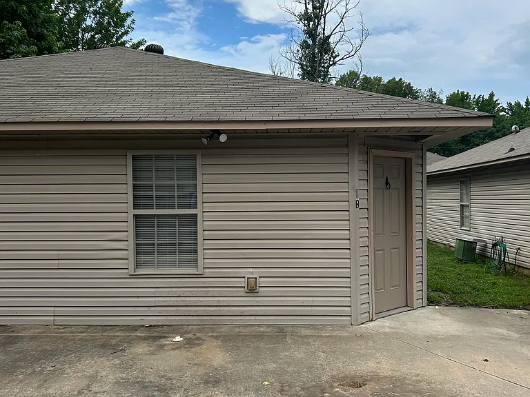 8 Mary Rose Dr #A — Photo 2