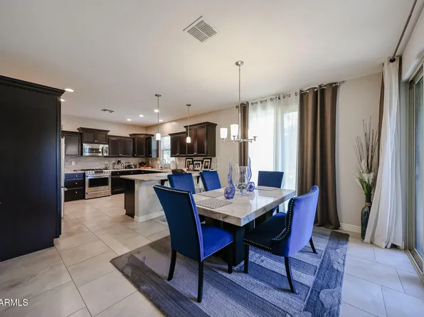 4722 E CIELO GRANDE Avenue, Phoenix, AZ 85050