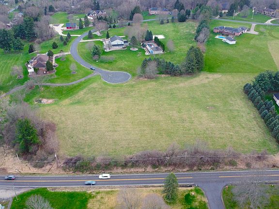 2nd image of 1680 Palomar Dr