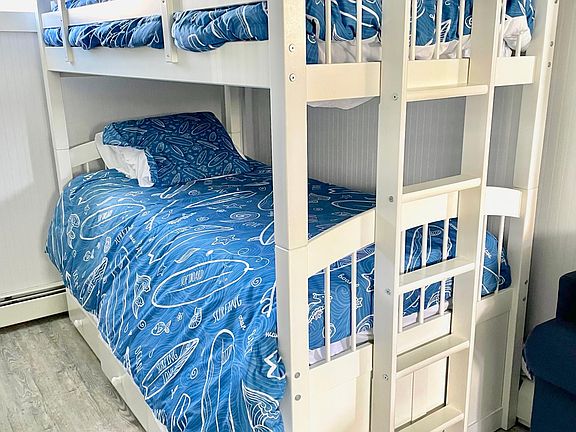 Lower Level Bunks.